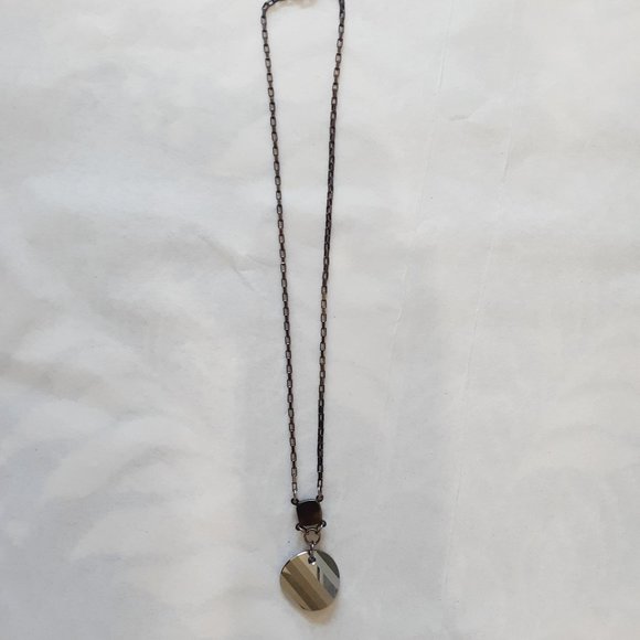 Yolanta Collection Crystal Necklace - Picture 4 of 7